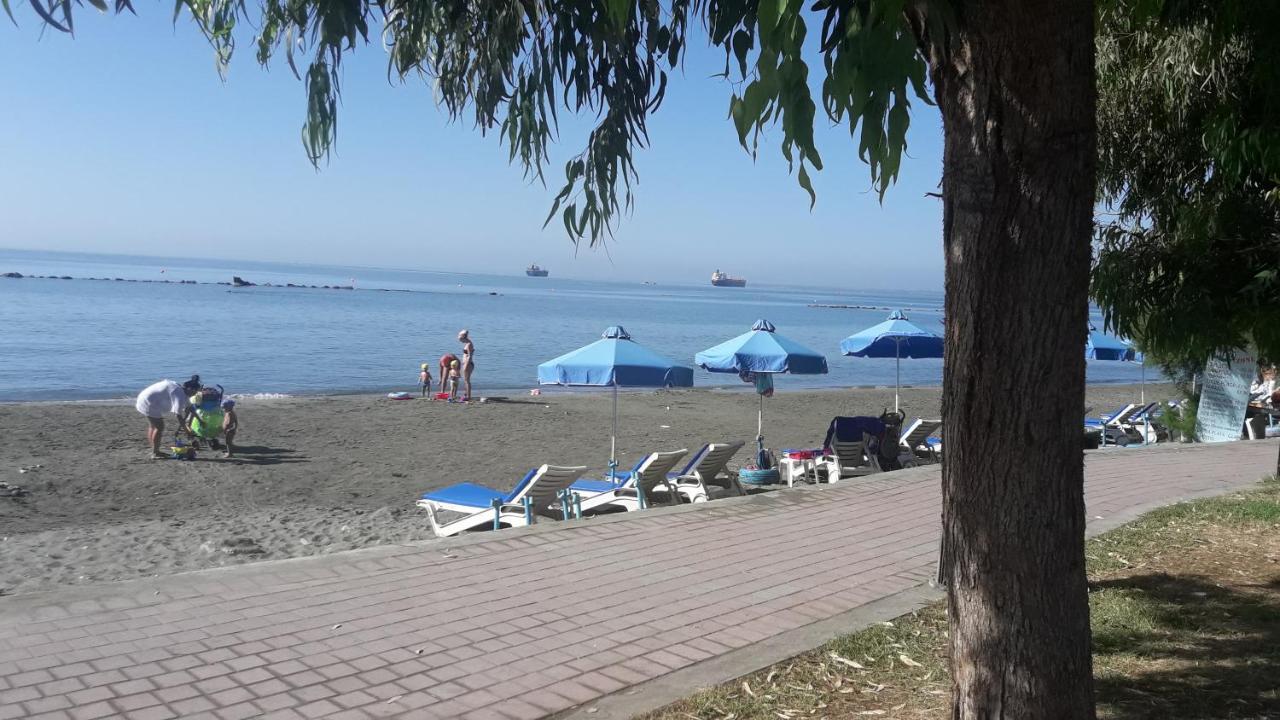 Artemis Boutique Apartment 2 Limassol Bagian luar foto