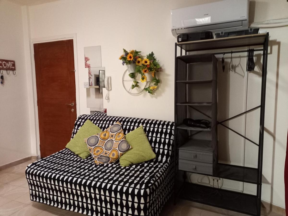 Artemis Boutique Apartment 2 Limassol Bagian luar foto