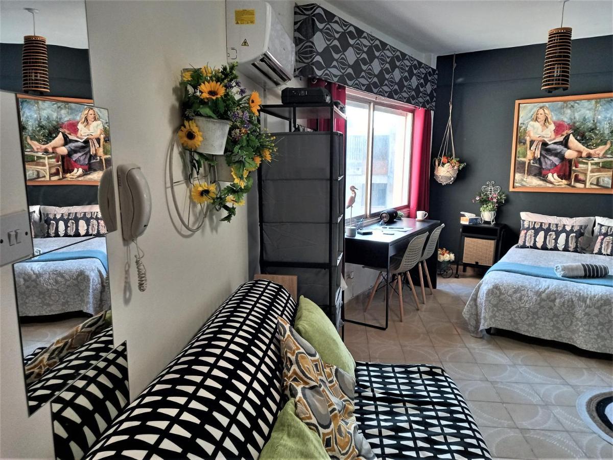 Artemis Boutique Apartment 2 Limassol Bagian luar foto