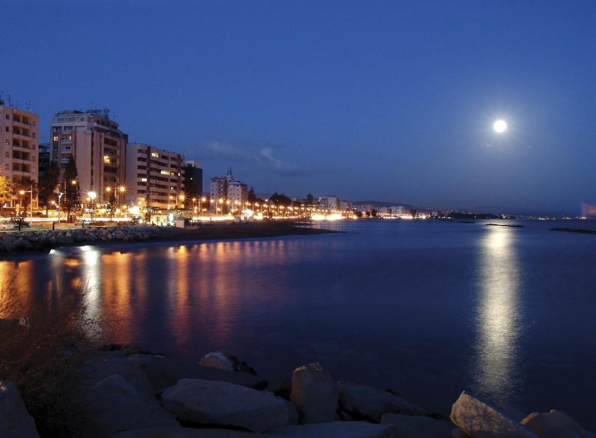 Artemis Boutique Apartment 2 Limassol Bagian luar foto