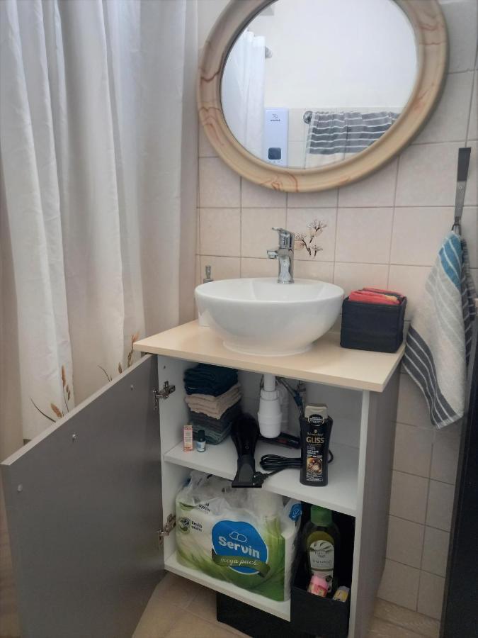 Artemis Boutique Apartment 2 Limassol Bagian luar foto