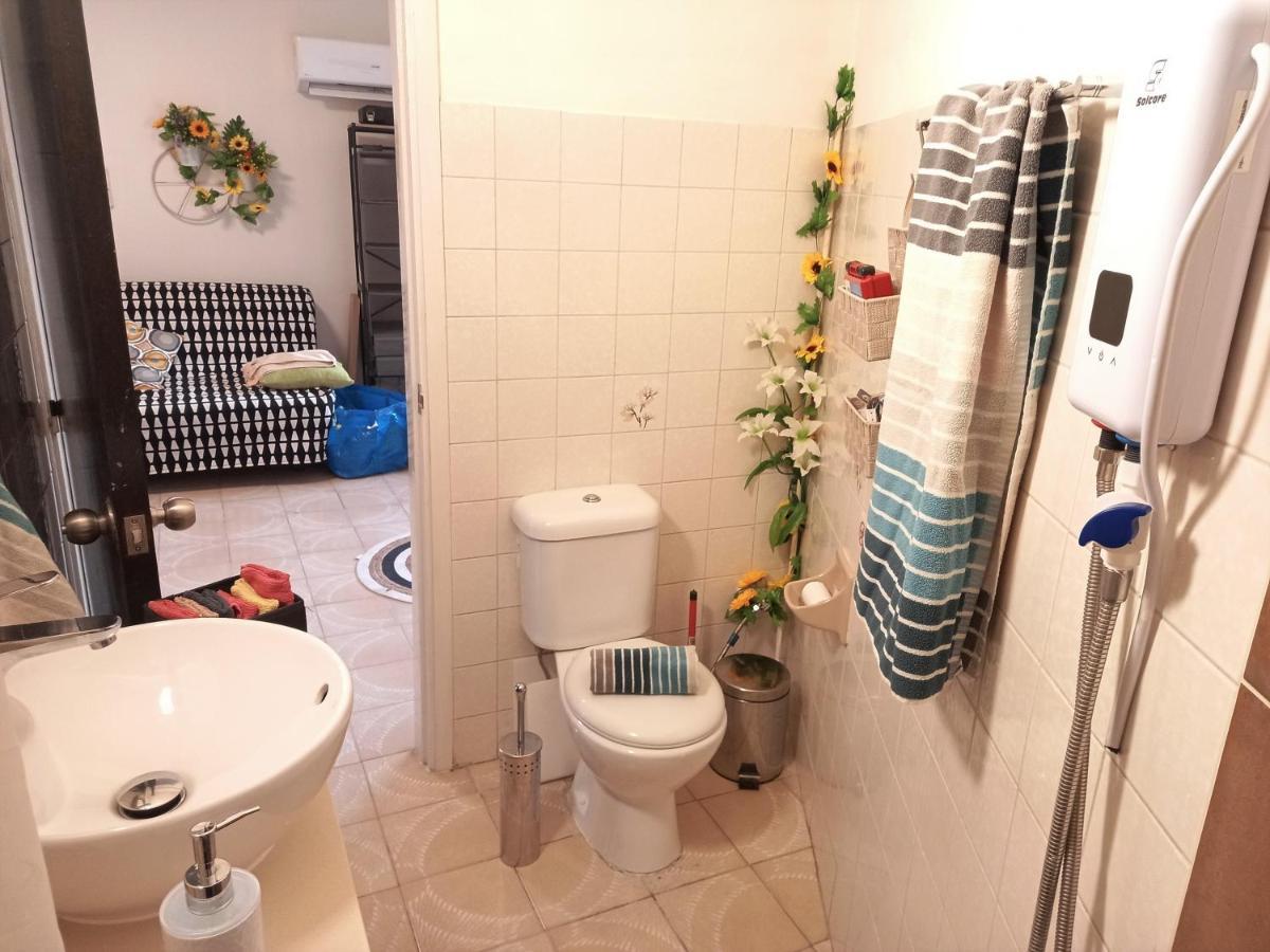 Artemis Boutique Apartment 2 Limassol Bagian luar foto
