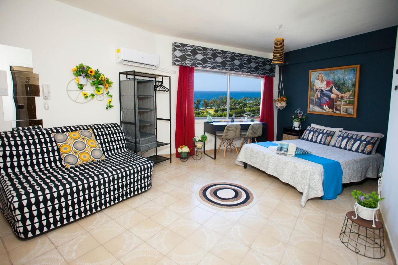 Artemis Boutique Apartment 2 Limassol Bagian luar foto